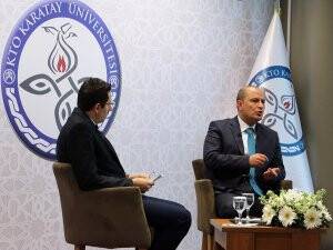 Mesleğin duayenleri öğrencilerle buluştu