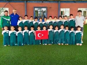 Konyaspor futbol okullarında 23 Nisan kutlaması
