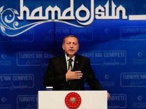 'Bu millet kendi göbeğini kendisi kesecek'