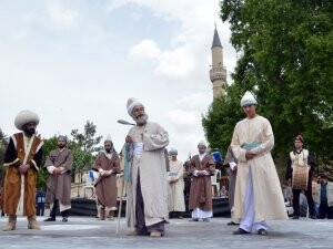 Hz. Mevlana temsili olarak uğurlandı