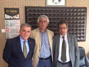 Özselek ziyaretlerin devam ediyor