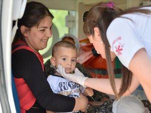 Nusaybin'de hasta kadın ve çocuğa yardım eli