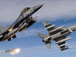 Irak'ın kuzeyindeki terör örgütü hedeflerine hava harekatı