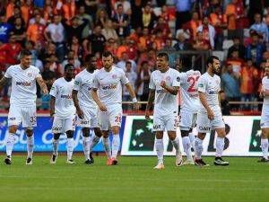 Antalyaspor tüm futbolcuların bonservisini belirledi