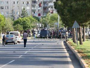 Diyarbakır'da bomba yüklü araçla saldırı: 12 yaralı
