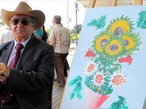 'Parmak ucuyla gören ressam'dan ailelere tavsiyeler