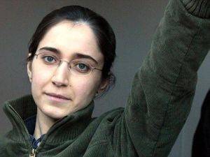 Terörist Fehriye Erdal'ın yargılanmasına ilişkin karar ertelendi