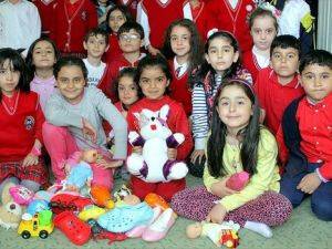 Minik yüreklerden örnek davranış