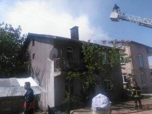 Beyşehir'de ev yangını