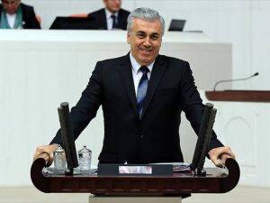 MHP'de Özdağ'ın yerine Günal getirildi