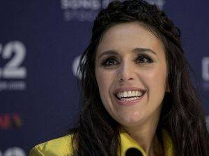Jamala Eurovision'da finale kaldı