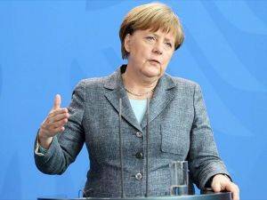Merkel'den Türkiye-AB anlaşmasına ilişkin açıklama