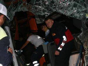 Yozgat ve Çorum'da yolcu otobüsü devrildi