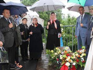 Solingen kurbanları 23 yıl sonra anıldı