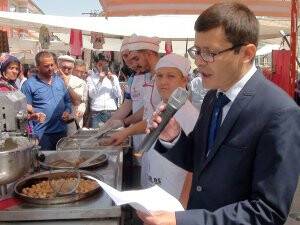 Davadan kazandığı paraya lokma döktürdü