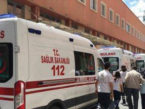 Midyat'taki terör saldırısında yaralanan polis şehit oldu