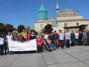 Engelli öğrenciler Konya'yı gezdi