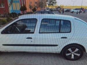 Çaldığı otomobilleri internette satmış!