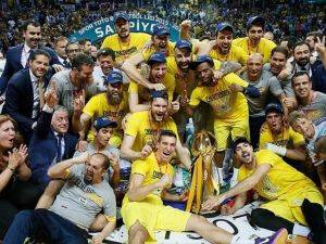 Potada şampiyon Fenerbahçe