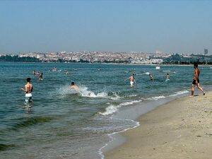 'İstanbul'un plajları temiz'