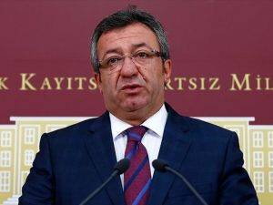 'CHP'yi terör örgütleriyle ilişkilendirmek siyasi oportünistliktir'