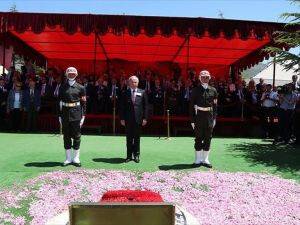 9. Cumhurbaşkanı Demirel mezarı başında anıldı