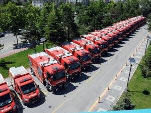 Konya itfaiyesi yeni araçlarla güçlendi