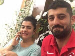 Osman ve İffet Baharoğlu çifti Elit Pastanesinde