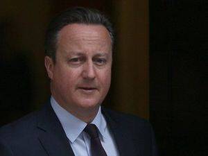 İngiltere Başbakanı Cameron görevi bırakacağını açıkladı