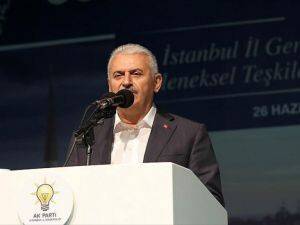 Toplumun yeni anayasa ve başkanlık konusunda bilgilenmeye ihtiyacı var