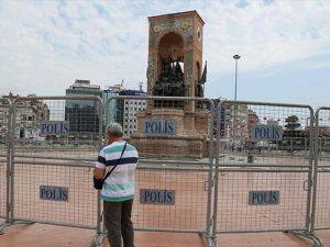 Taksim Meydanı'nda güvenlik önlemleri alındı