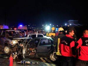 Kocaeli'de zincirleme trafik kazası