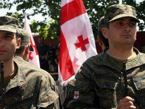 Gürcistan'da zorunlu askerlik kaldırıldı