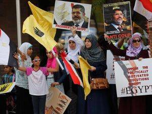 New York'ta 'Mursi hakkında idam kararı' protesto edildi