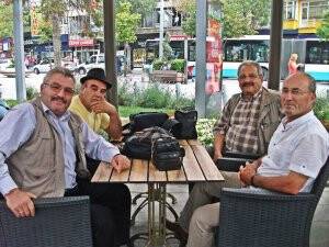 Fotoğraf sanatçılarımız Camlı Köşk’te