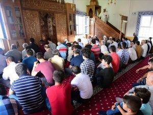 Ahıska Türkleri öz yurtlarında ilk bayram namazını kıldı