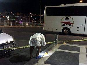 Otobüs terminalinde kimlik soran polislere silahla ateş etti: 3 şehit, 3 yaralı