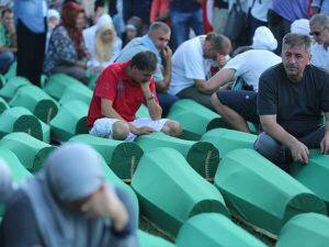 Srebrenitsa kurbanları Potoçari Şehitliğine defnedilecek
