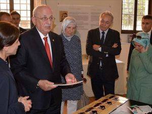 TBMM Başkanı Kahraman Roma'da Yunus Emre Enstitüsü'nü ziyaret etti