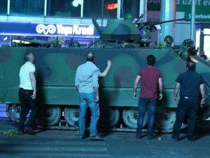 Fetö'nün Darbe Girişimine Dünyadan Tepki Yağıyor