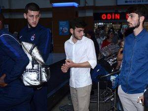 Trabzonspor Kafilesi Yurda Döndü