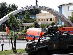 Harp Akademileri Komutanlığında gözaltına alınan 15 subay tutuklandı