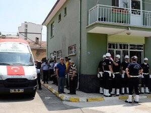 Şehit polis 1 ay sonra baba olacaktı