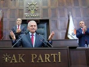 Başbakan Yıldırım: Tankın gücü halkın gücünü yenememiştir