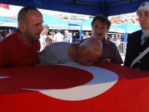 'Şehit Oğlumdan Nöbeti Devralmaya Hazırım'