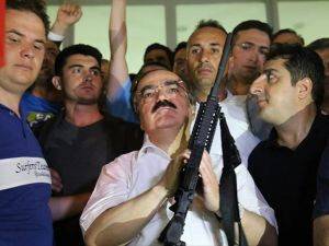 Sakarya Valisi Coş: Kuru Gürültüye Pabuç Bırakmayacağımızı Bilirler