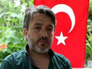 Cumhurbaşkanı'na Set Olmaya Giderken Tankların Arasında Kaldı