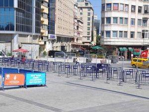 Miting Öncesinde Taksim'de Güvenlik Önlemleri Alınmaya Başlandı