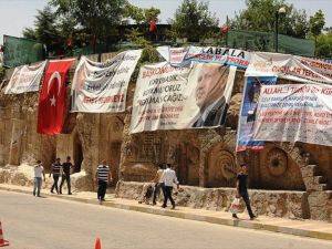 Fetö'ye 3 Dilde Tepki
