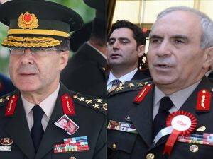 İki General Emekliliğini İstedi
